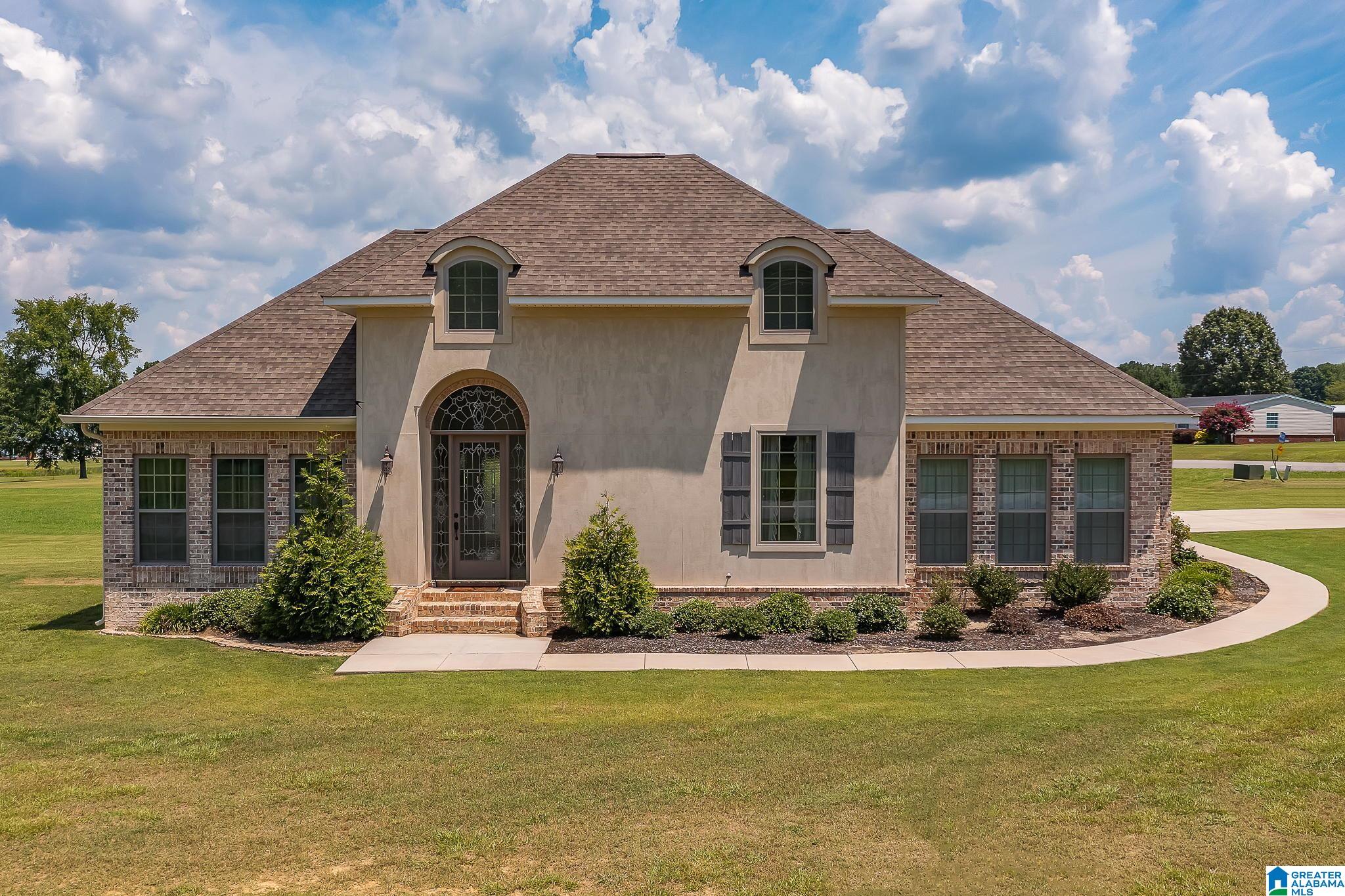 10 Oak Ridge Lane Hartselle, AL 35640 - Photo 1 of 31