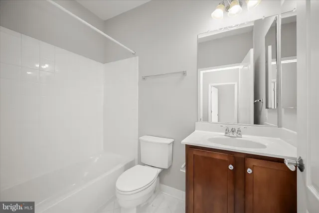 $3,400 | 11246-1 Chase Street, Unit 141, Fulton, MD 20759