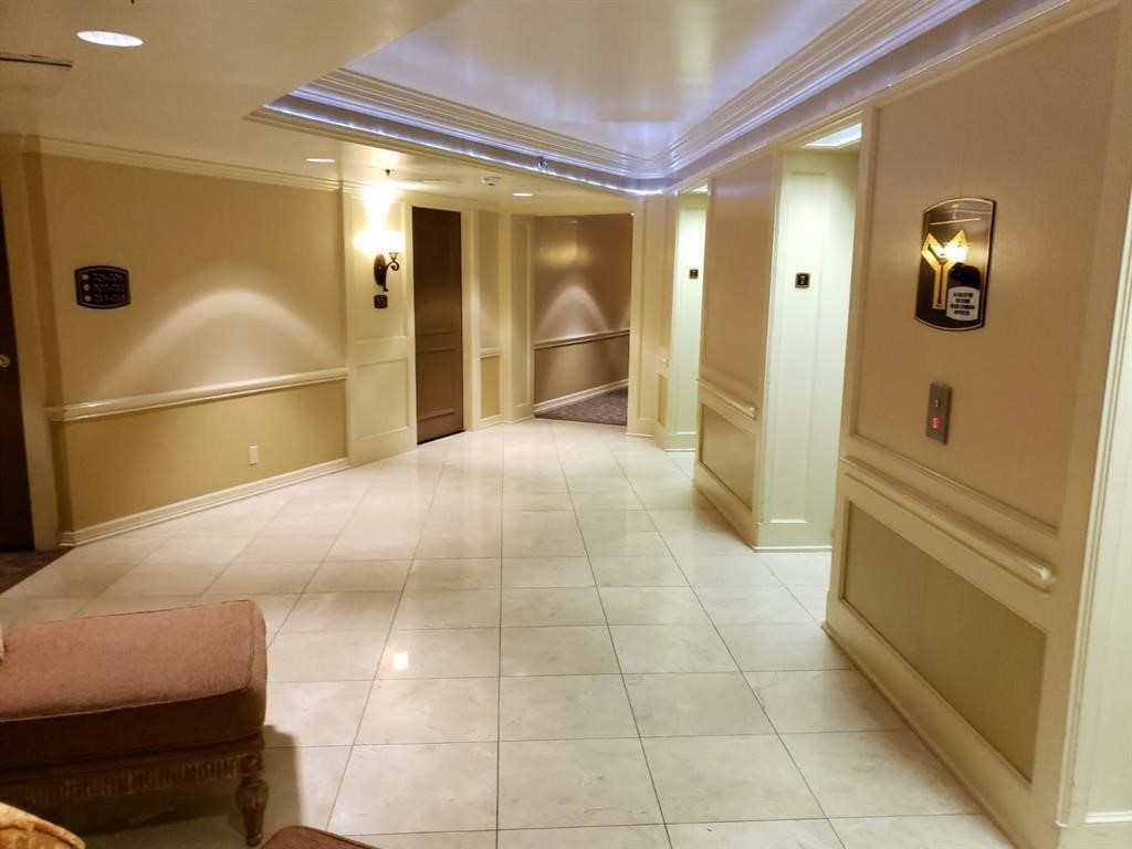 3525 Sage Road, Unit 704 Houston, TX 77056 - Photo 8 of 29 a view of empty room