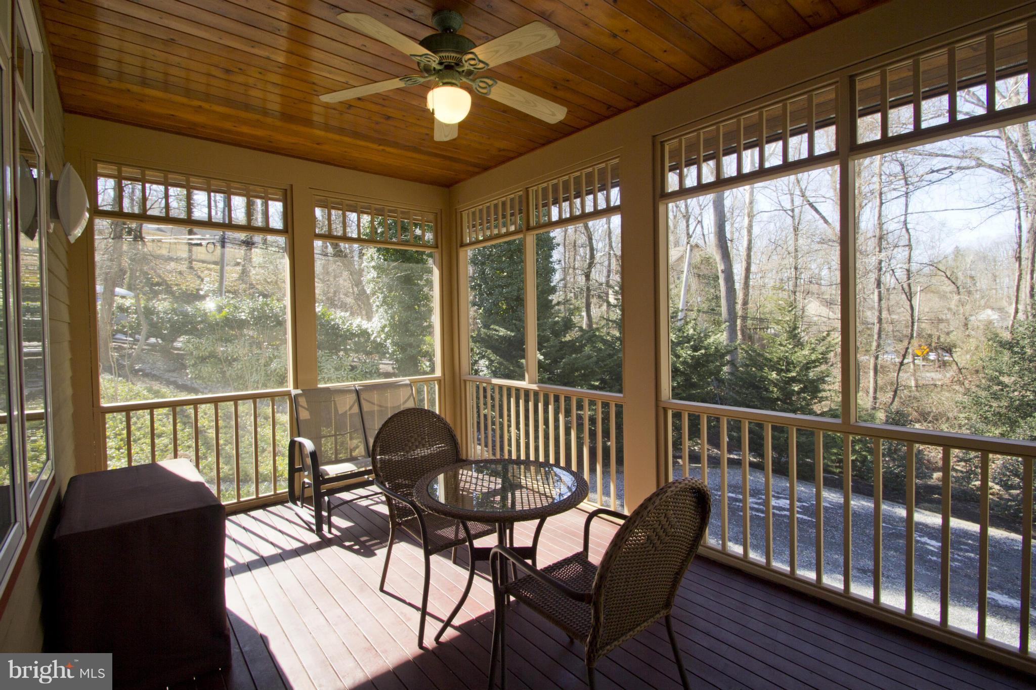 413 Old County Road Severna Park, MD 21146 - Photo 18 of 28 Interior (General)