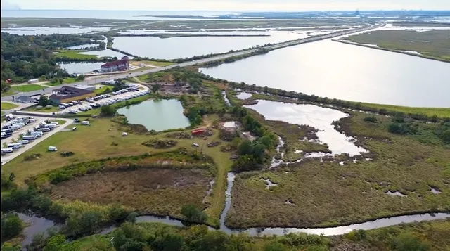 $400,000 | 165 Thurman Avenue, Bridge City, TX 77611