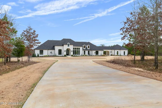 $2,700,000 | 54 Windermere Boulevard, Madison, MS 39110