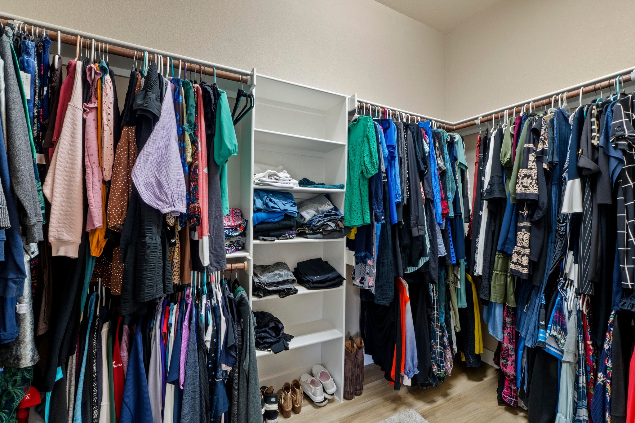 1020 Portchester Castle Path Pflugerville, TX 78660 - Photo 20 of 29 The walk-in closet is sure to provide enough space for your wardrobe and accessories.