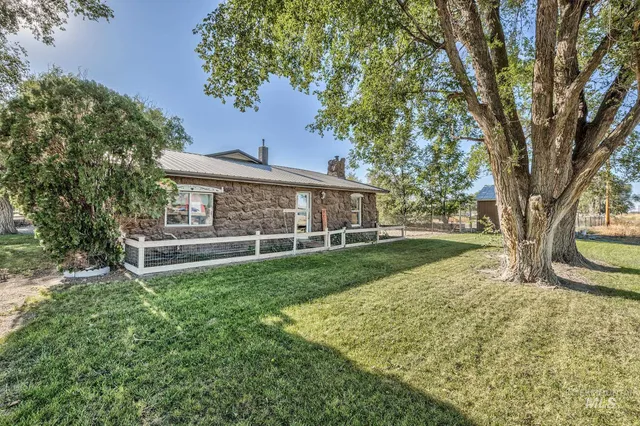 $425,000 | 3961 John Day Highway, Vale, OR 97918