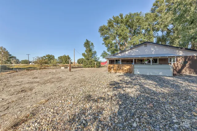 $425,000 | 3961 John Day Highway, Vale, OR 97918