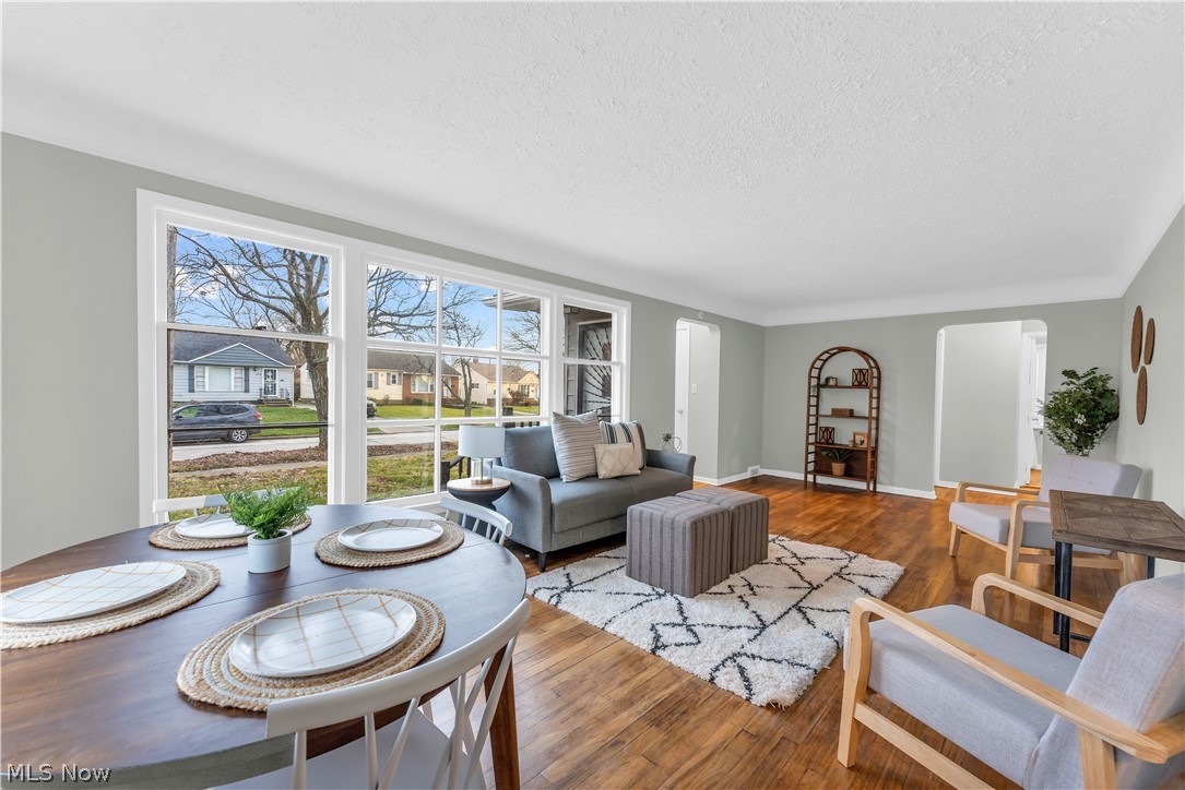 20649 Centuryway Road Maple Heights, OH 44137 - Photo 3 of 28