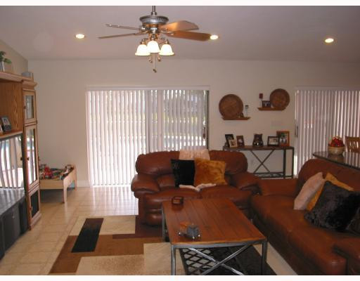 3602 Bridge Road Cooper City, FL 33026 - Photo 4 of 10 Den/Family/Great Room