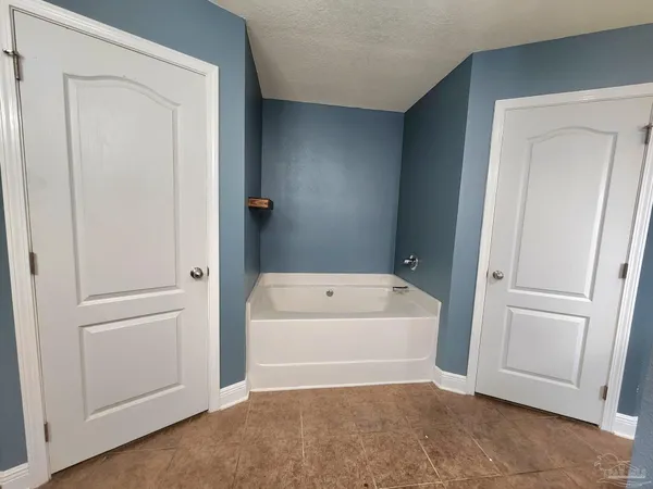 $2,100 | 5538 Buckwheat Way, Pace, FL 32571