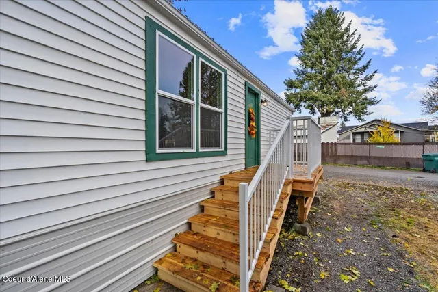 $120,000 | 118 East Mid Town Lane, Hayden, ID 83835