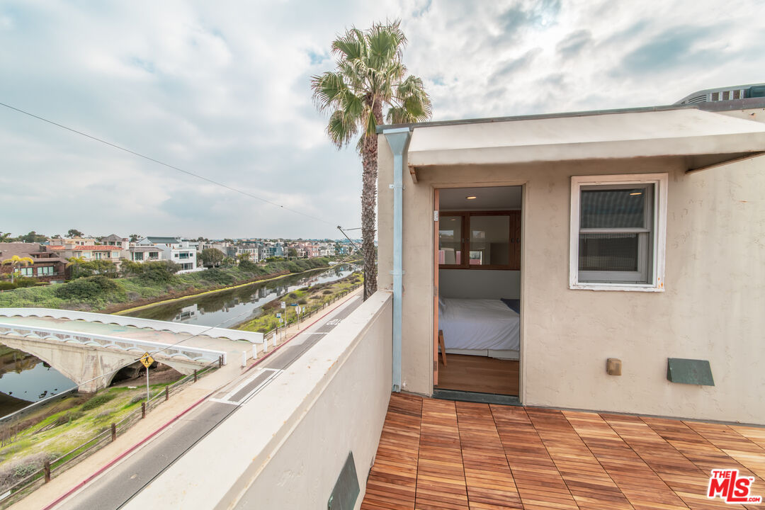 29 Lighthouse Street, Unit 3PH Venice, CA 90292 - Photo 11 of 25 a view of a balcony from door