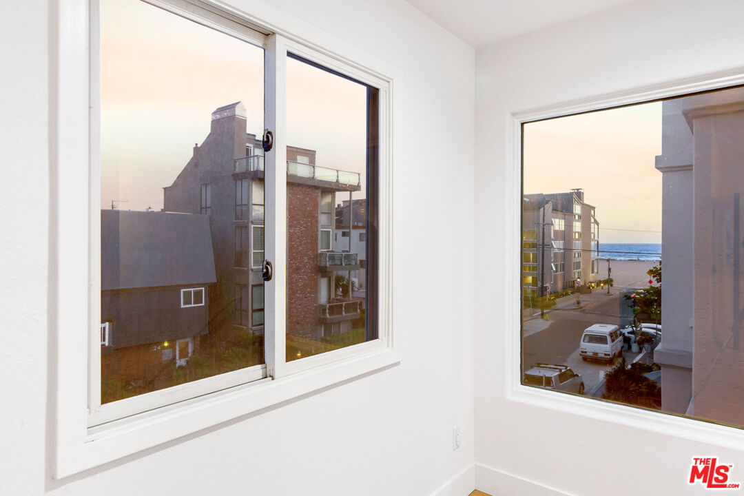 29 Lighthouse Street, Unit 3PH Venice, CA 90292 - Photo 20 of 25 a view of a balcony from a window