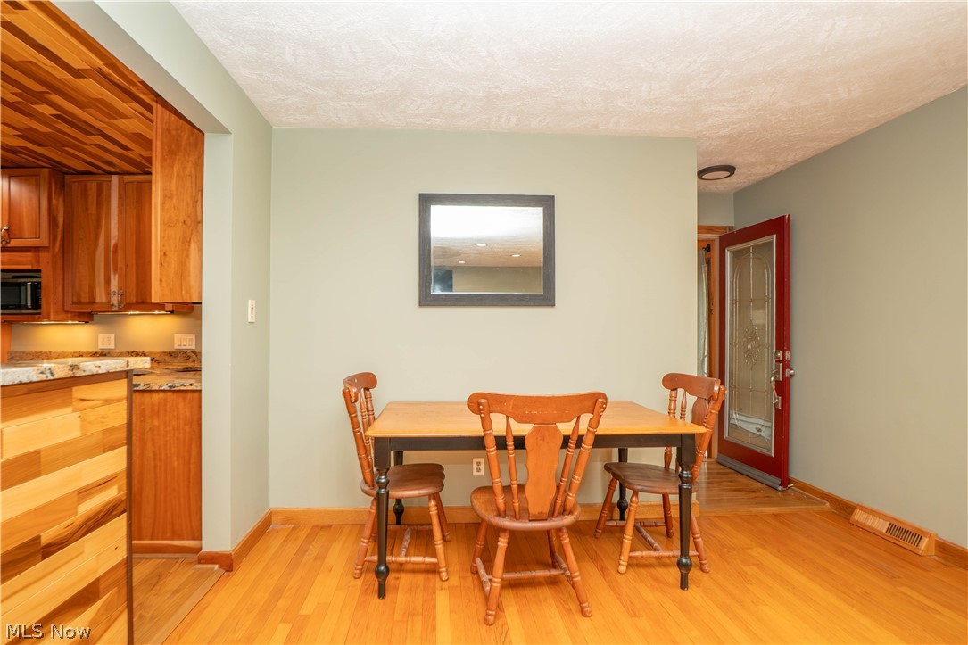 6149 Elk Road Canfield, OH 44406 - Photo 10 of 45 Gallery Image 10