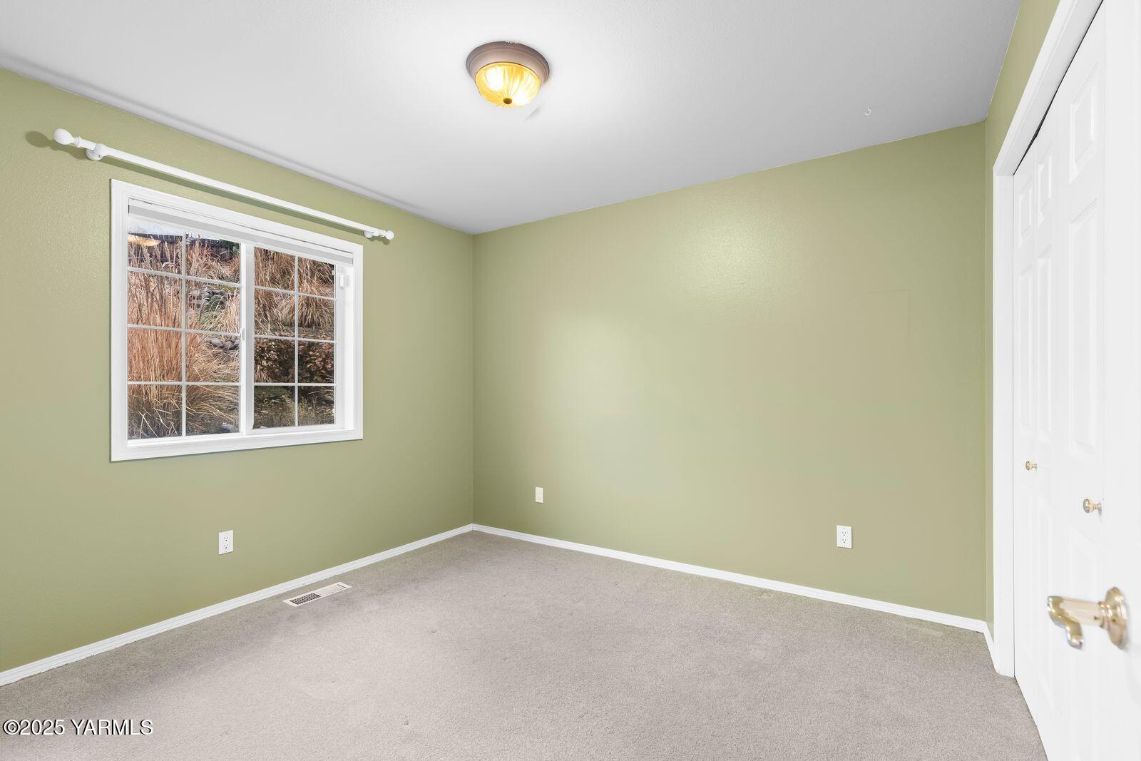 10709 Summitview Road Yakima, WA 98908 - Photo 22 of 32 10709 Summitview Ave019