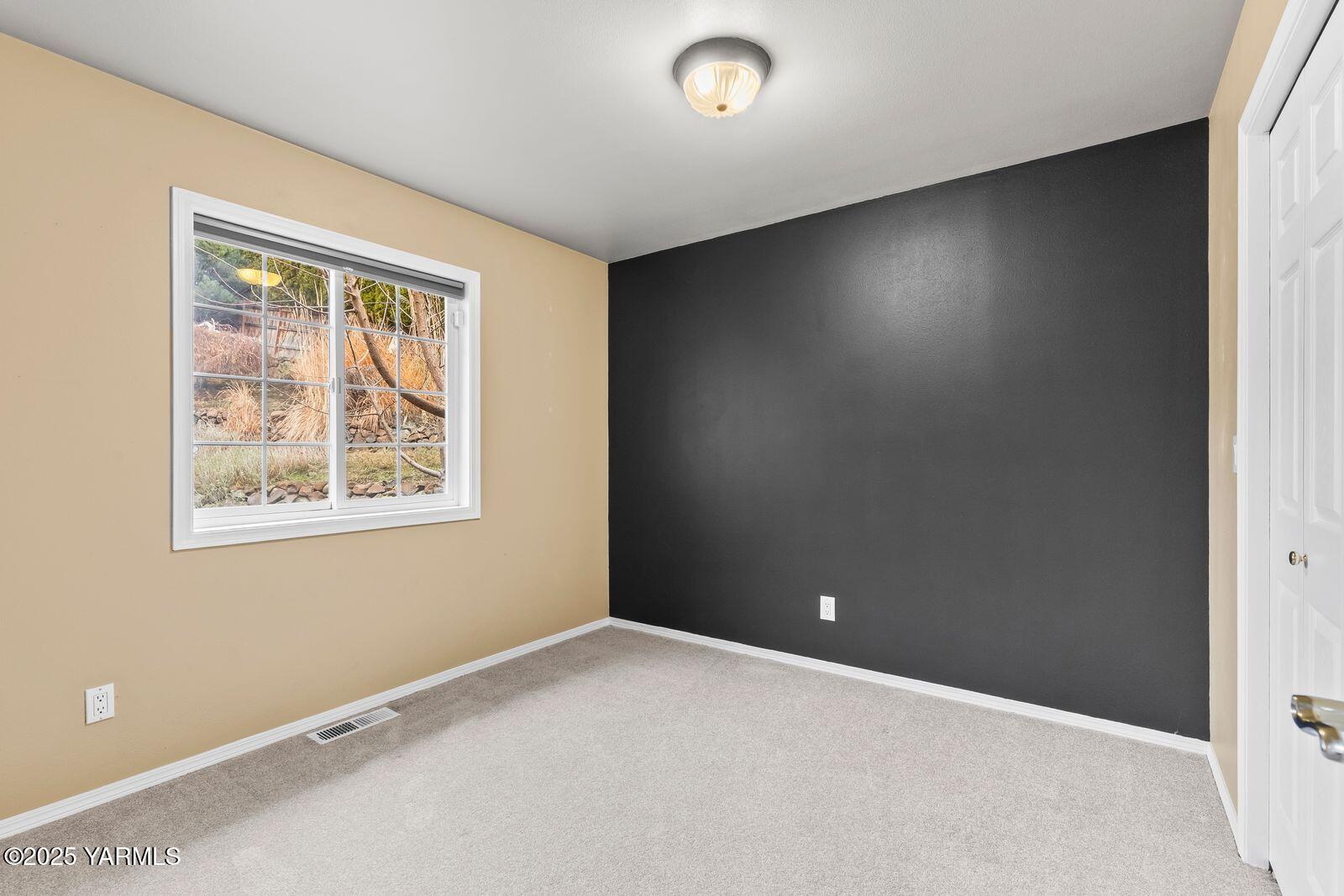 10709 Summitview Road Yakima, WA 98908 - Photo 25 of 32 10709 Summitview Ave023