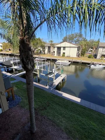 $2,300 | 834 Callista Cay Loop, Tarpon Springs, FL 34689