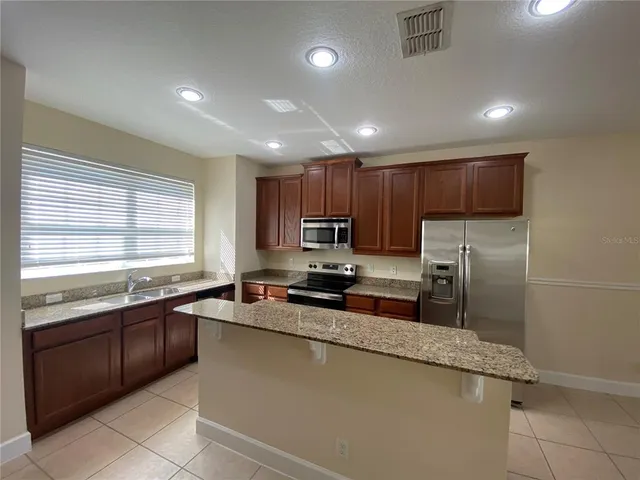 $2,300 | 834 Callista Cay Loop, Tarpon Springs, FL 34689