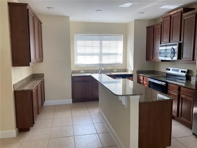 $2,300 | 834 Callista Cay Loop, Tarpon Springs, FL 34689