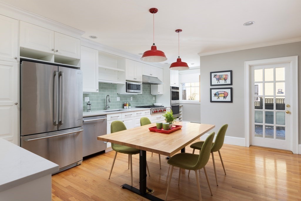 41 Shea Road, Unit 41 Cambridge, MA 02140 - Photo 1 of 24 Gallery Image 1