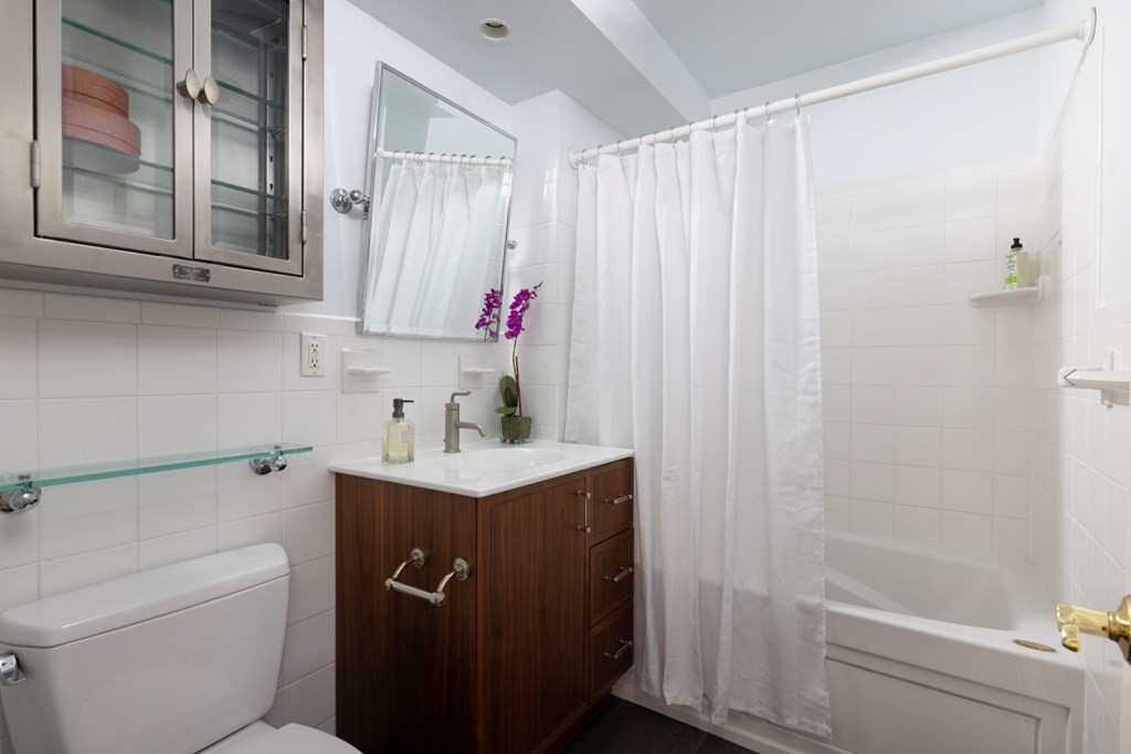 41 Shea Road, Unit 41 Cambridge, MA 02140 - Photo 14 of 24 Gallery Image 14