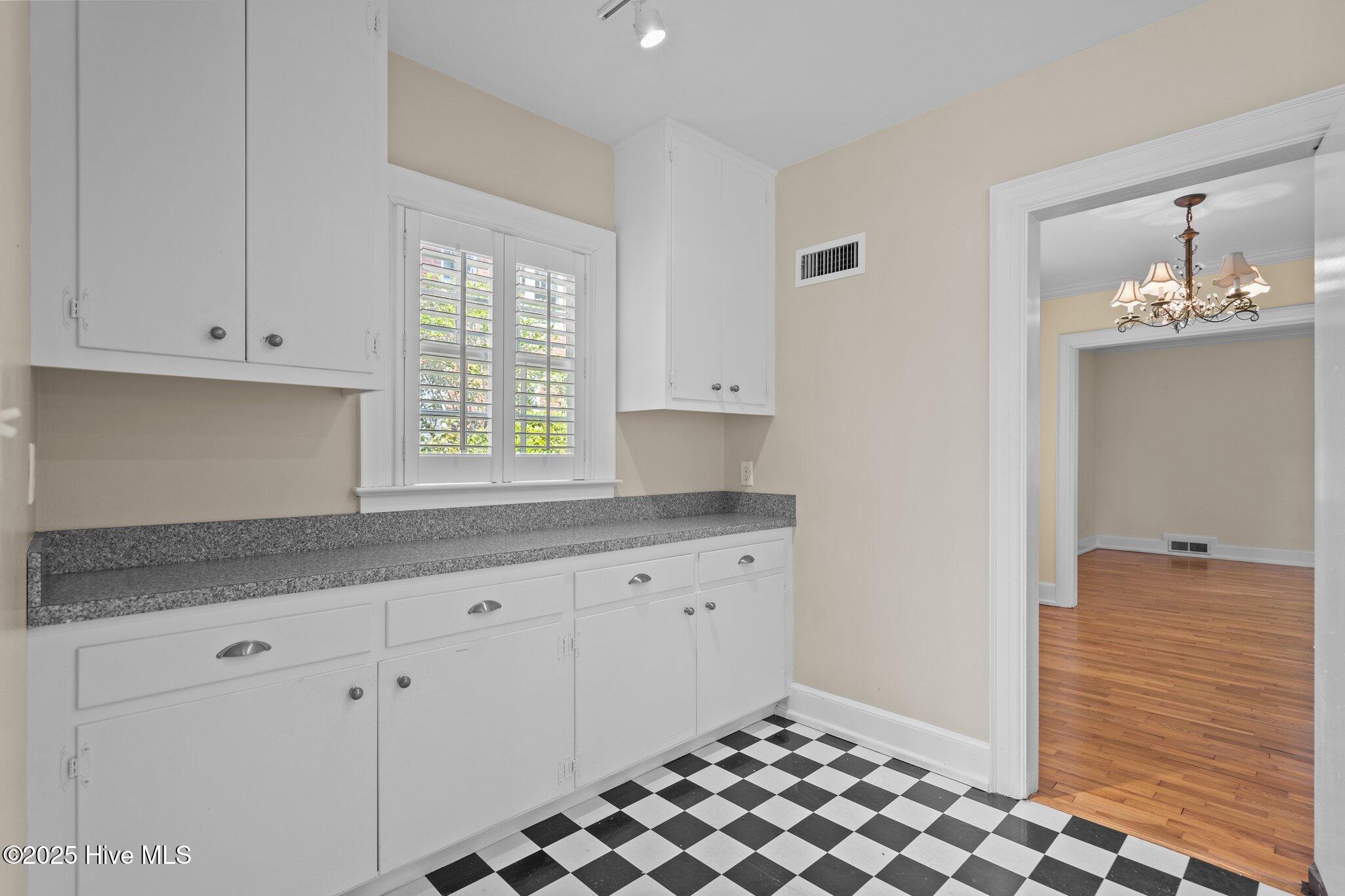 202 Colonial Drive Wilmington, NC 28403 - Photo 21 of 62 34-web-or-mls-DSC07666