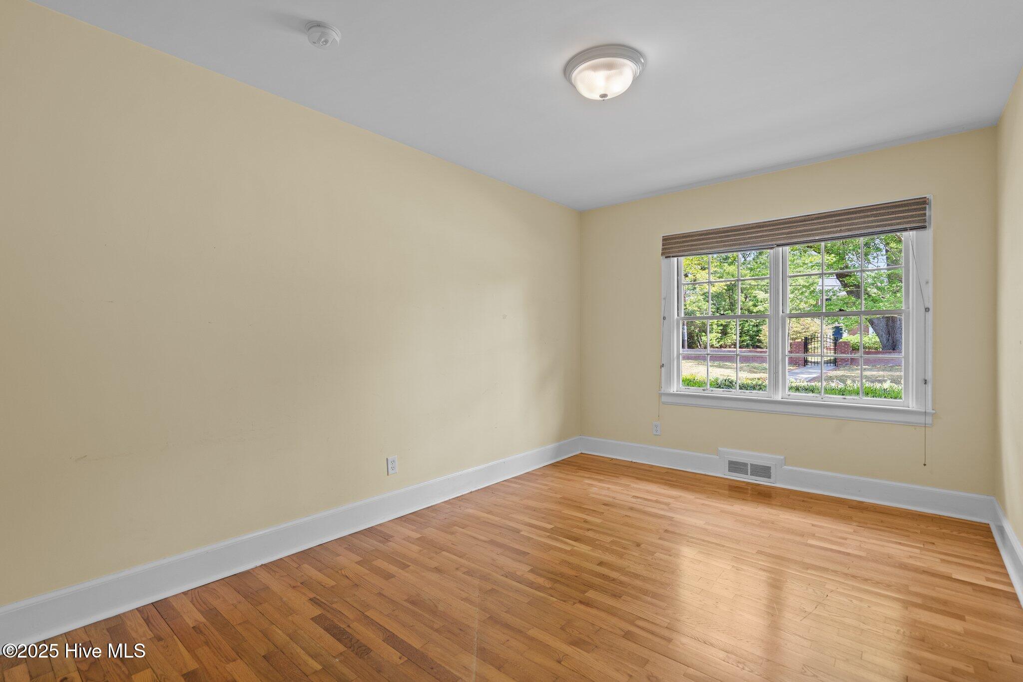 202 Colonial Drive Wilmington, NC 28403 - Photo 28 of 62 16-web-or-mls-DSC07587