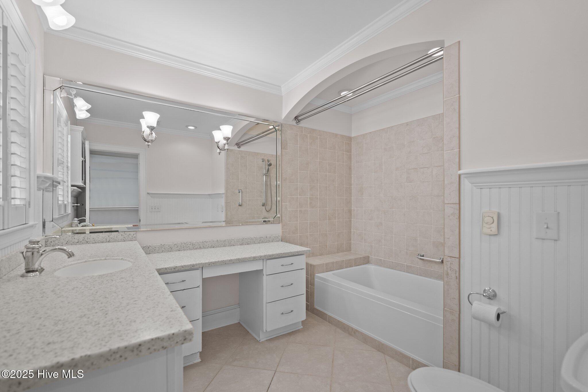 202 Colonial Drive Wilmington, NC 28403 - Photo 32 of 62 23-web-or-mls-DSC07627