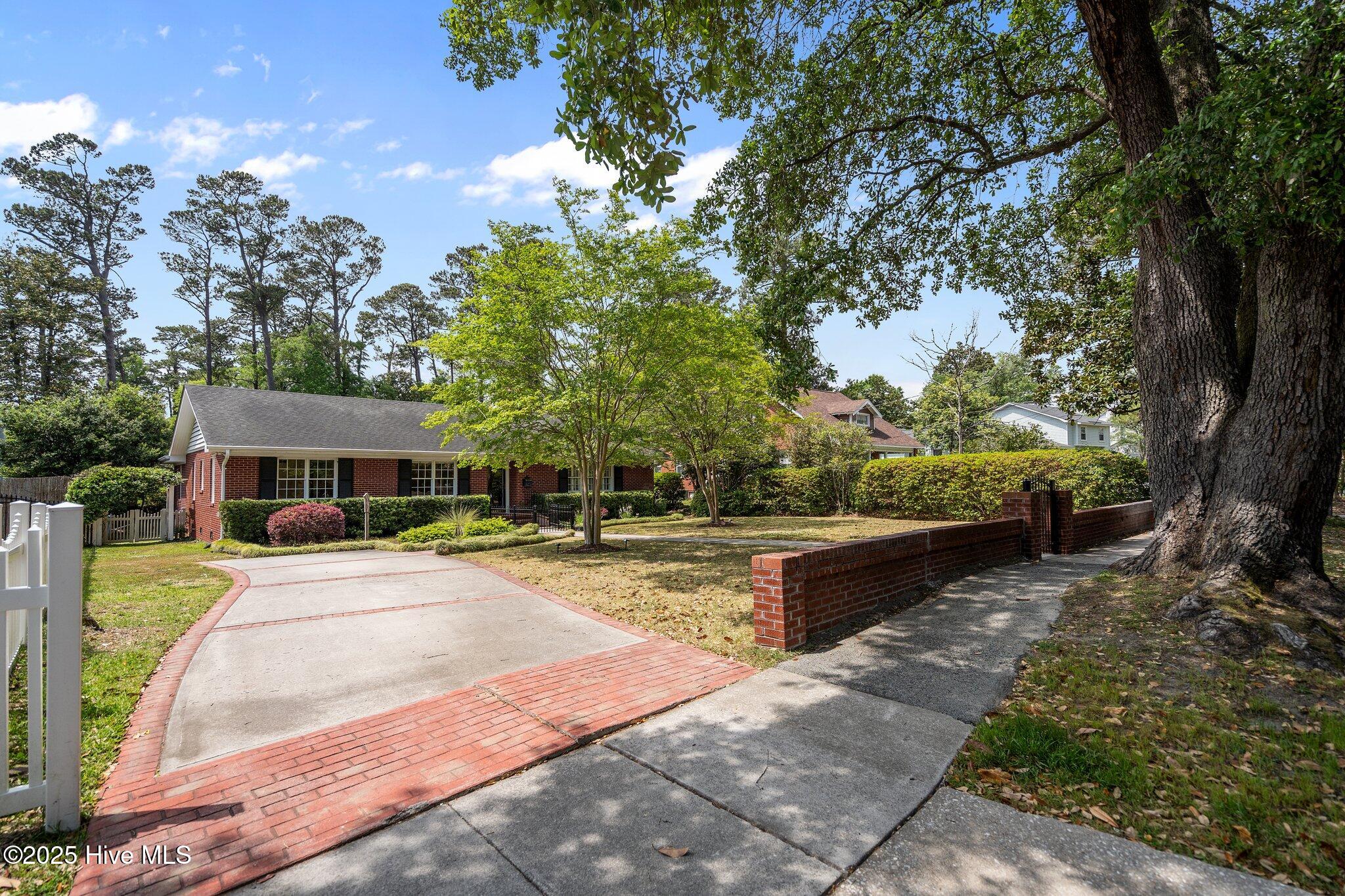 202 Colonial Drive Wilmington, NC 28403 - Photo 48 of 62 56-web-or-mls-DSC07721