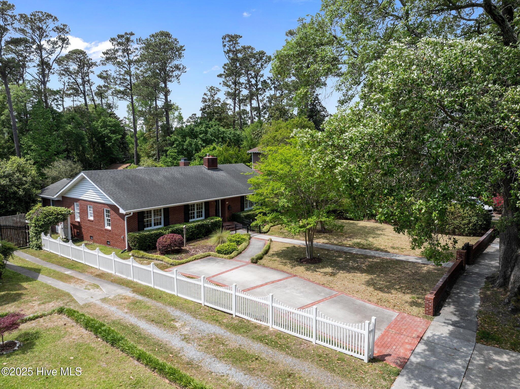 202 Colonial Drive Wilmington, NC 28403 - Photo 51 of 62 4-web-or-mls-DJI_20250422094842_0335_D