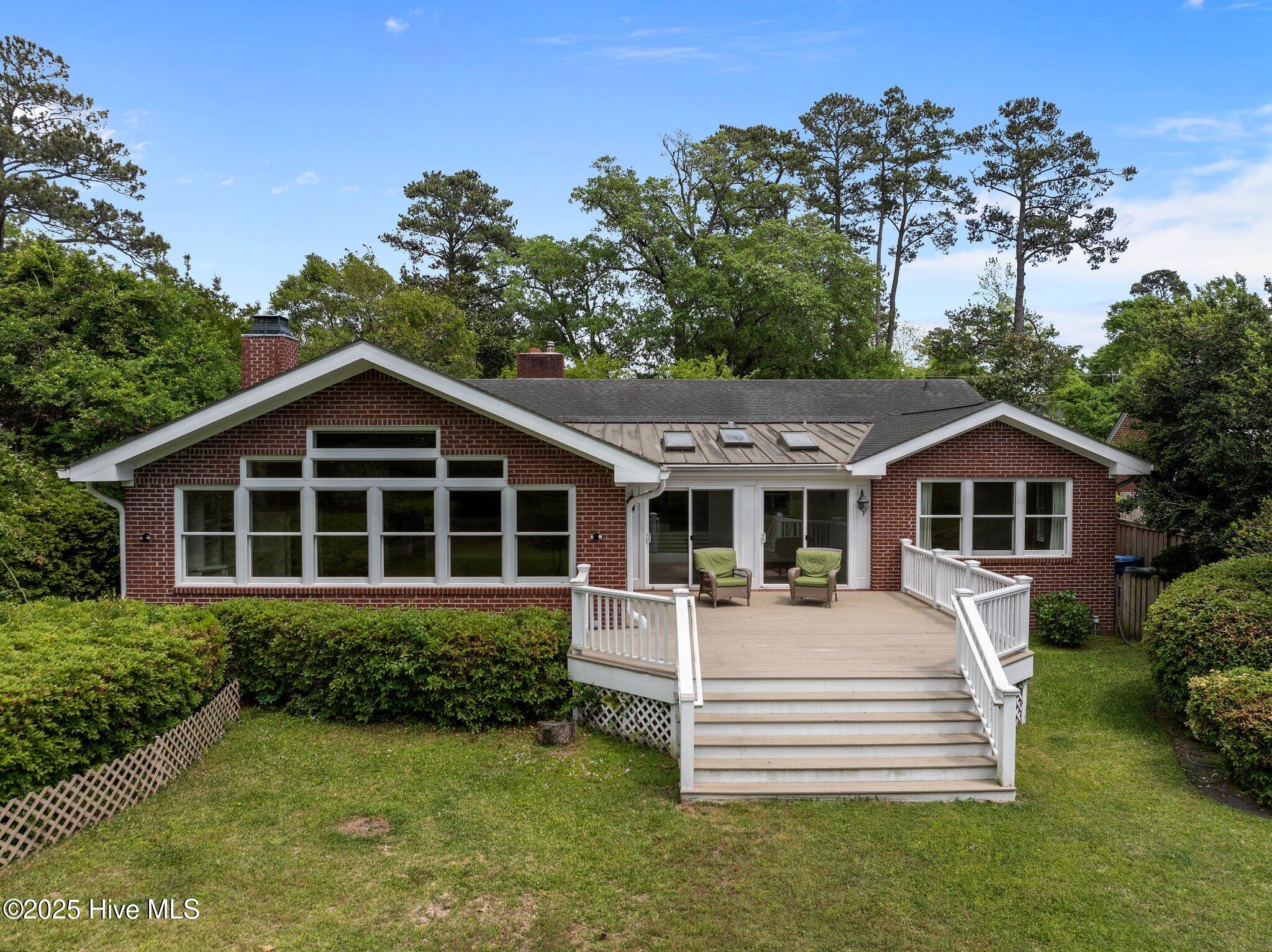 202 Colonial Drive Wilmington, NC 28403 - Photo 56 of 62 9-web-or-mls-DJI_20250422095201_0343_D