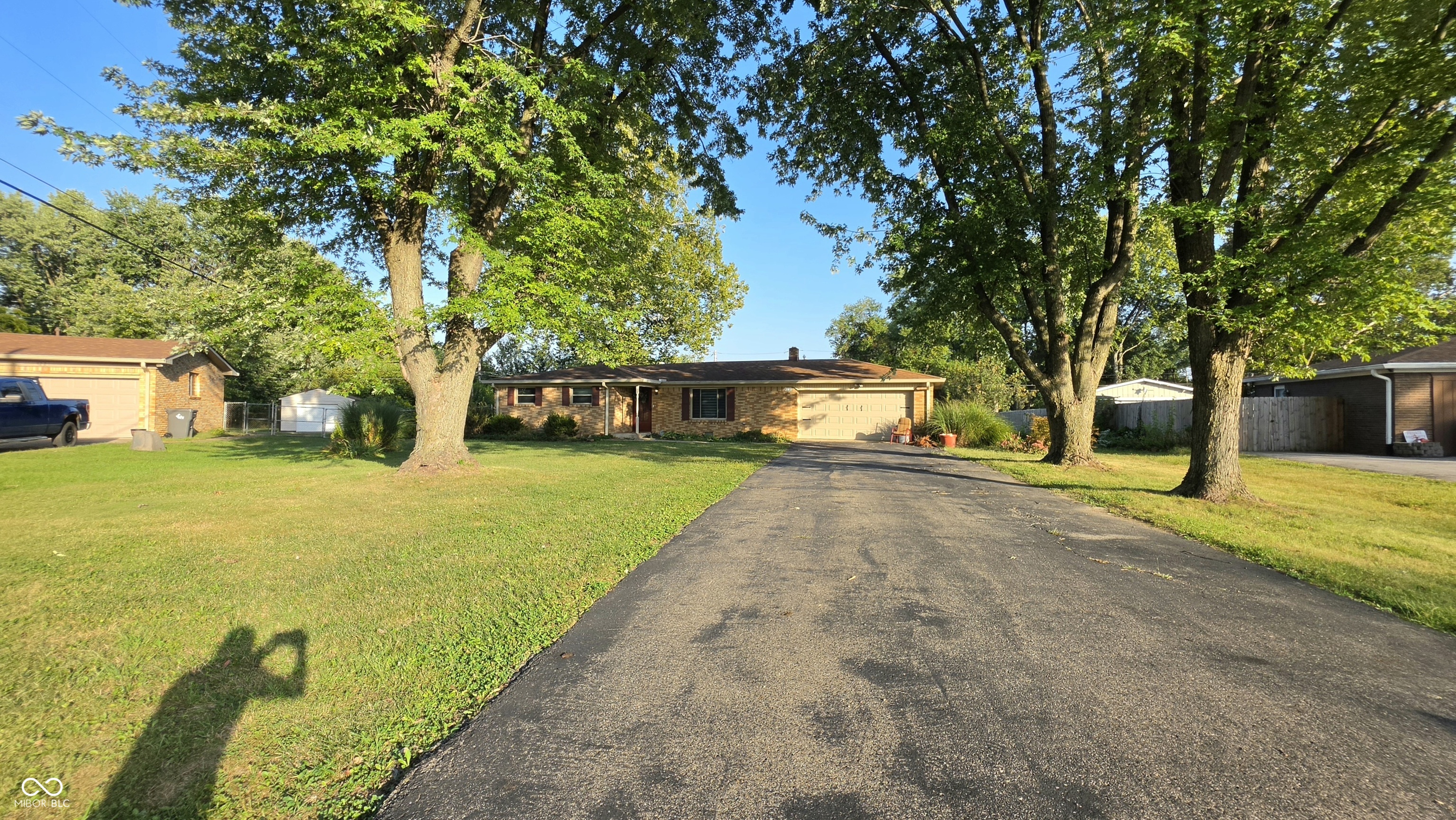 4231 Solun Road Indianapolis, IN 46221 - Photo 6 of 40 Gallery Image 6