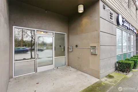 $379,000 | 2530 15th Avenue West, Unit 603, Seattle, WA 98119