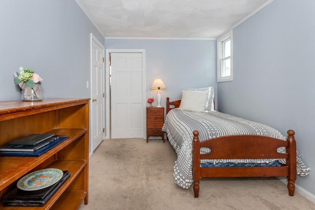 6 Raven Road Canton, MA 02021 - Photo 16 of 18