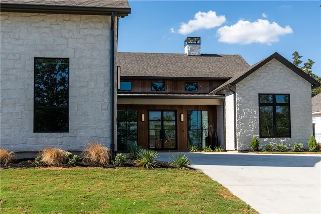 $1,700,000 | 3010 Silverbell Court, Bryan, TX 77807