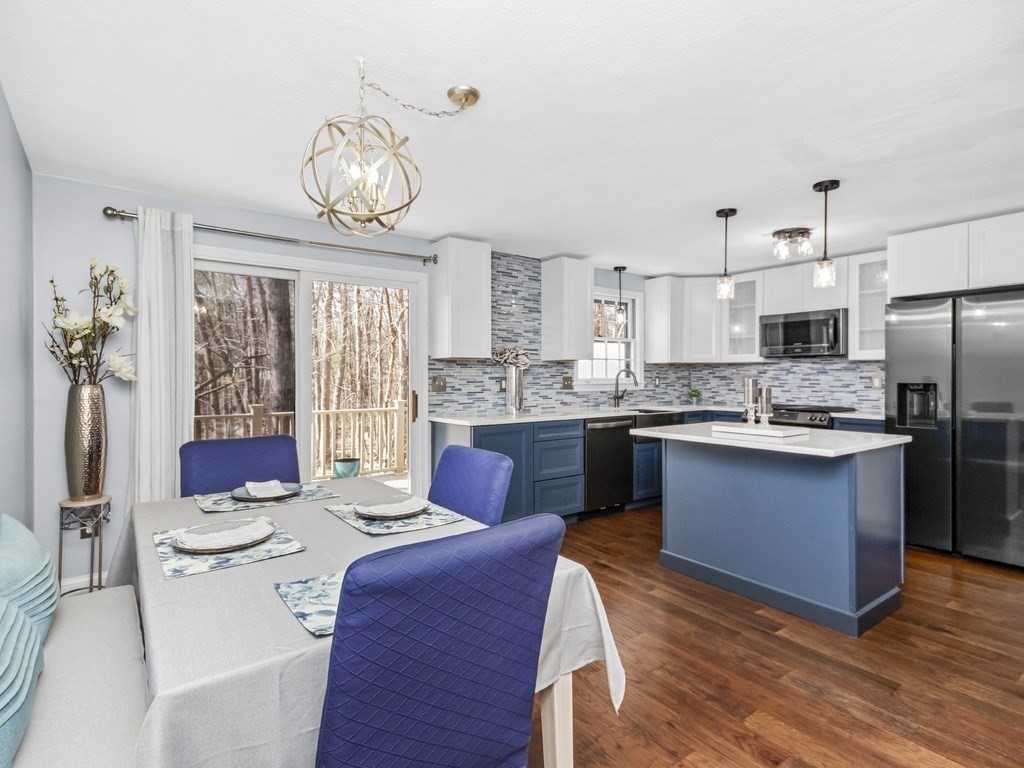 4 Apple Ridge Road, Unit 4 Maynard, MA 01754 - Photo 4 of 41 Gallery Image 4