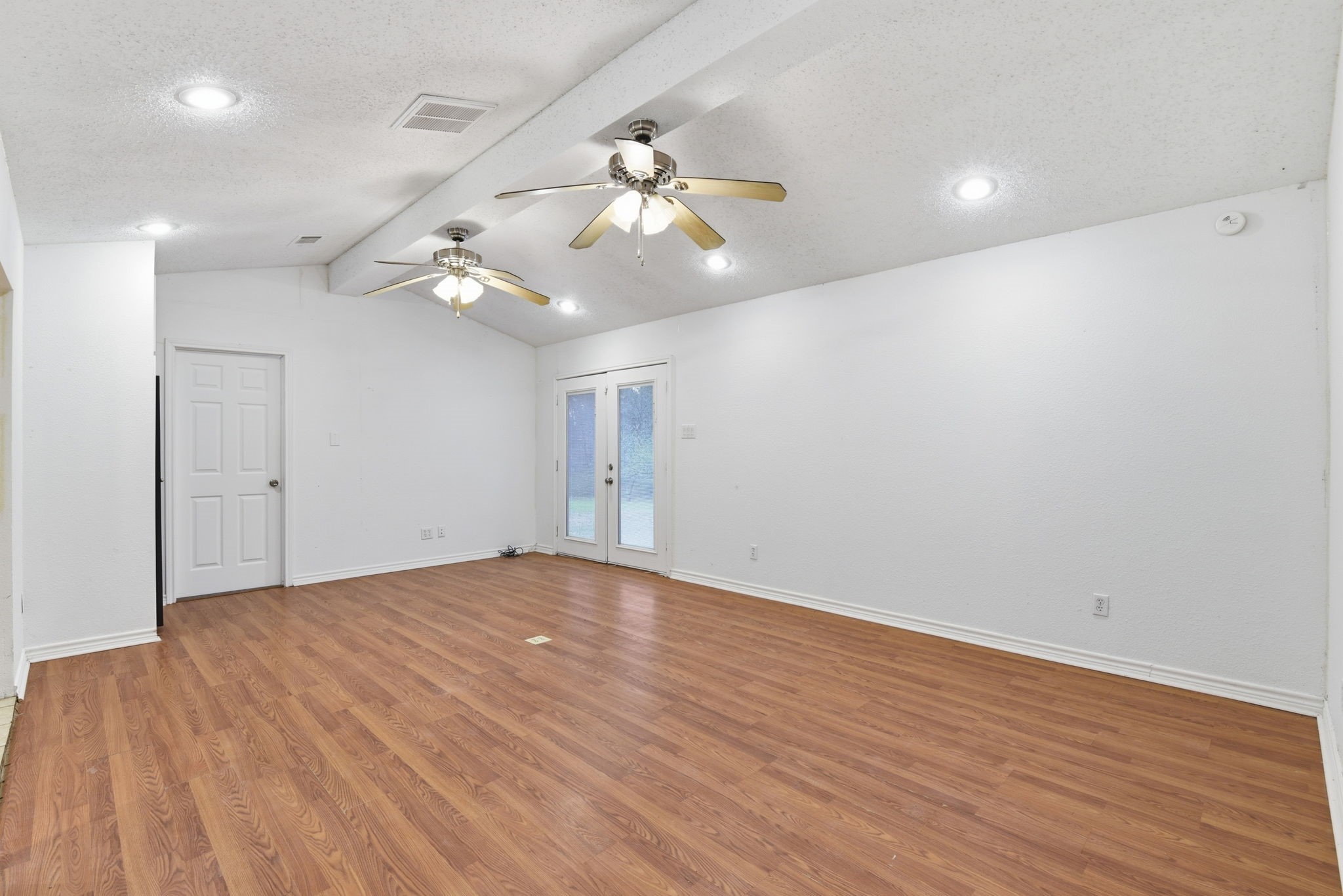 402 Anderson Road Livingston, TX 77351 - Photo 18 of 49