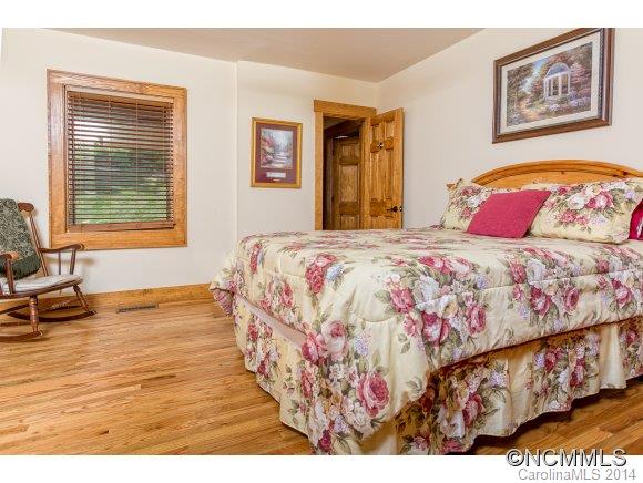 52 Reeds Creek Road Fairview, NC 28730 - Photo 9 of 23 Gallery Image 9