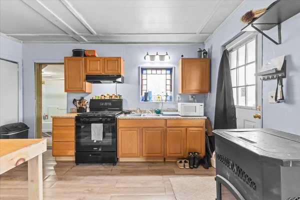 $414,900 | 1499 Shellhouse Mountain Road, Ferrisburgh, VT 05456