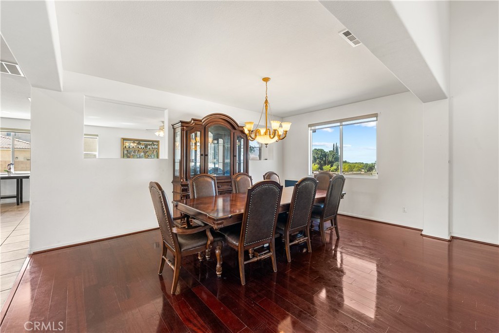 658 East Lago Lindo Road Palmdale, CA 93550 - Photo 18 of 73