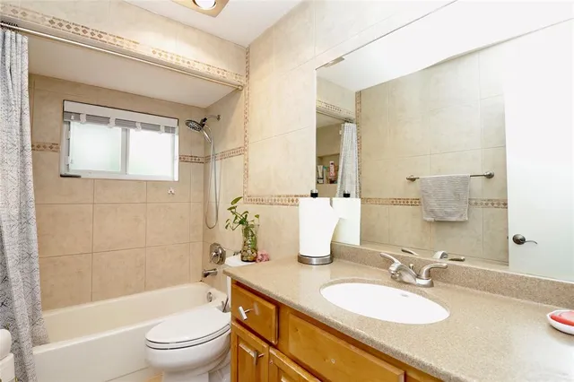 $650,000 | 6307 Silk Oak Circle, Tamarac, FL 33319