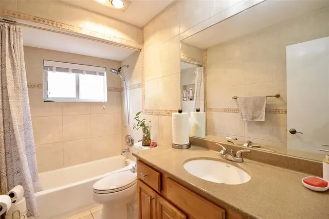 $650,000 | 6307 Silk Oak Circle, Tamarac, FL 33319