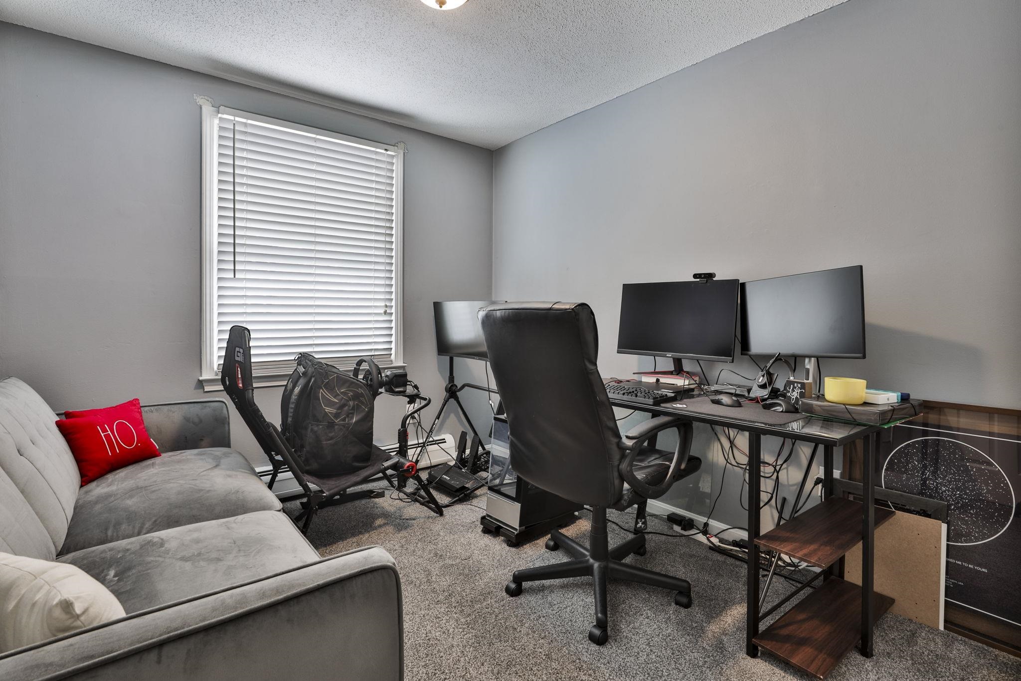 8 Franconia Drive Merrimack, NH 03054 - Photo 14 of 16