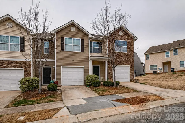 $1,800 | 7627 Galvin Street, Charlotte, NC 28215