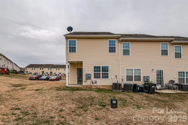 $1,750 | 7627 Galvin Street, Charlotte, NC 28215