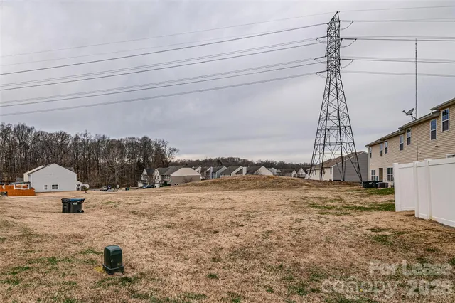 $1,750 | 7627 Galvin Street, Charlotte, NC 28215