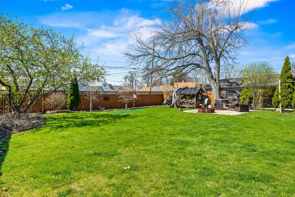 $1,400,000 | 6883 West Hobart Avenue, Chicago, IL 60631