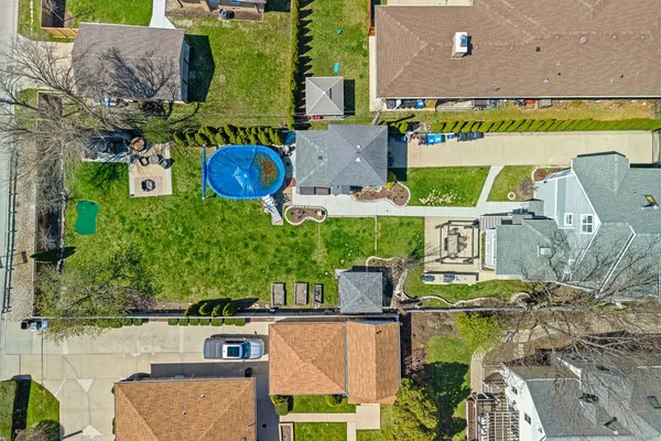 $1,400,000 | 6883 West Hobart Avenue, Chicago, IL 60631