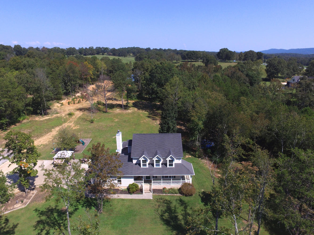 7421 Sutton Road Ooltewah, TN 37363 - Photo 3 of 36 7421 Sutton Rd Ooltewah TN-large-012-9-S