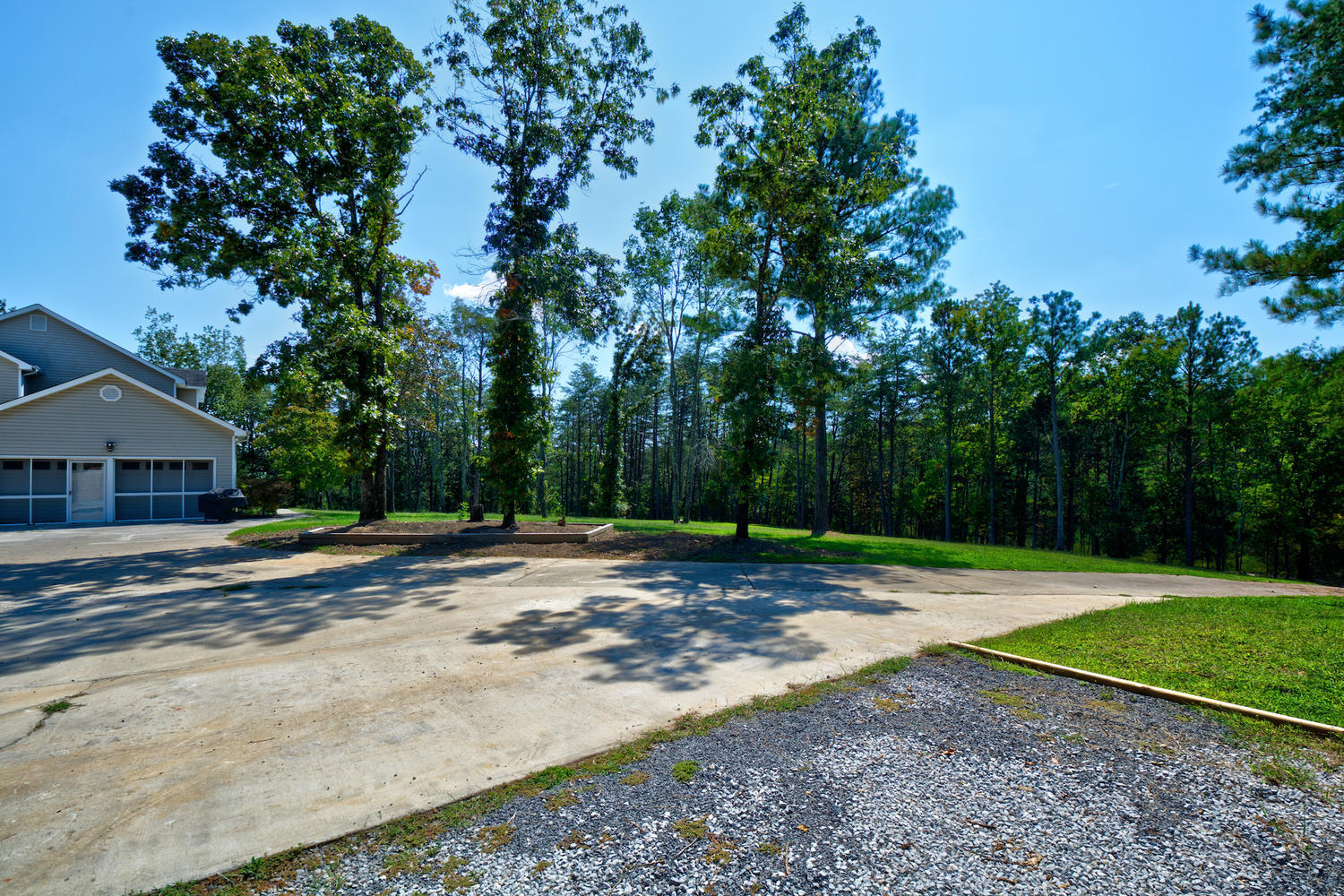 7421 Sutton Road Ooltewah, TN 37363 - Photo 22 of 36 7421 Sutton Rd Ooltewah TN-large-005-7-S