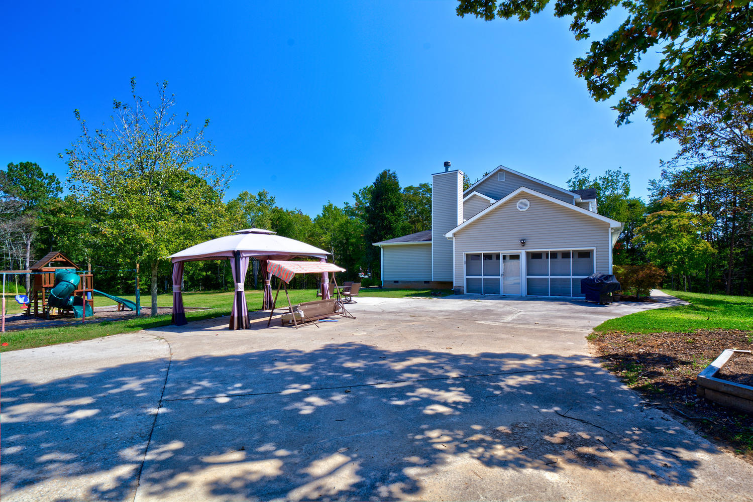 7421 Sutton Road Ooltewah, TN 37363 - Photo 24 of 36 7421 Sutton Rd Ooltewah TN-large-007-2-S