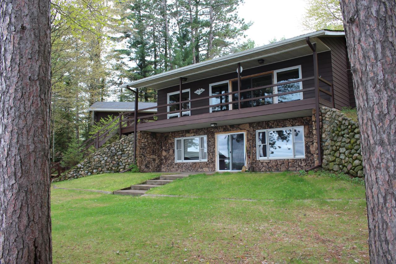 4098 Lakeshore Drive Rhinelander, WI 54501 - Photo 3 of 23 Gallery Image 3